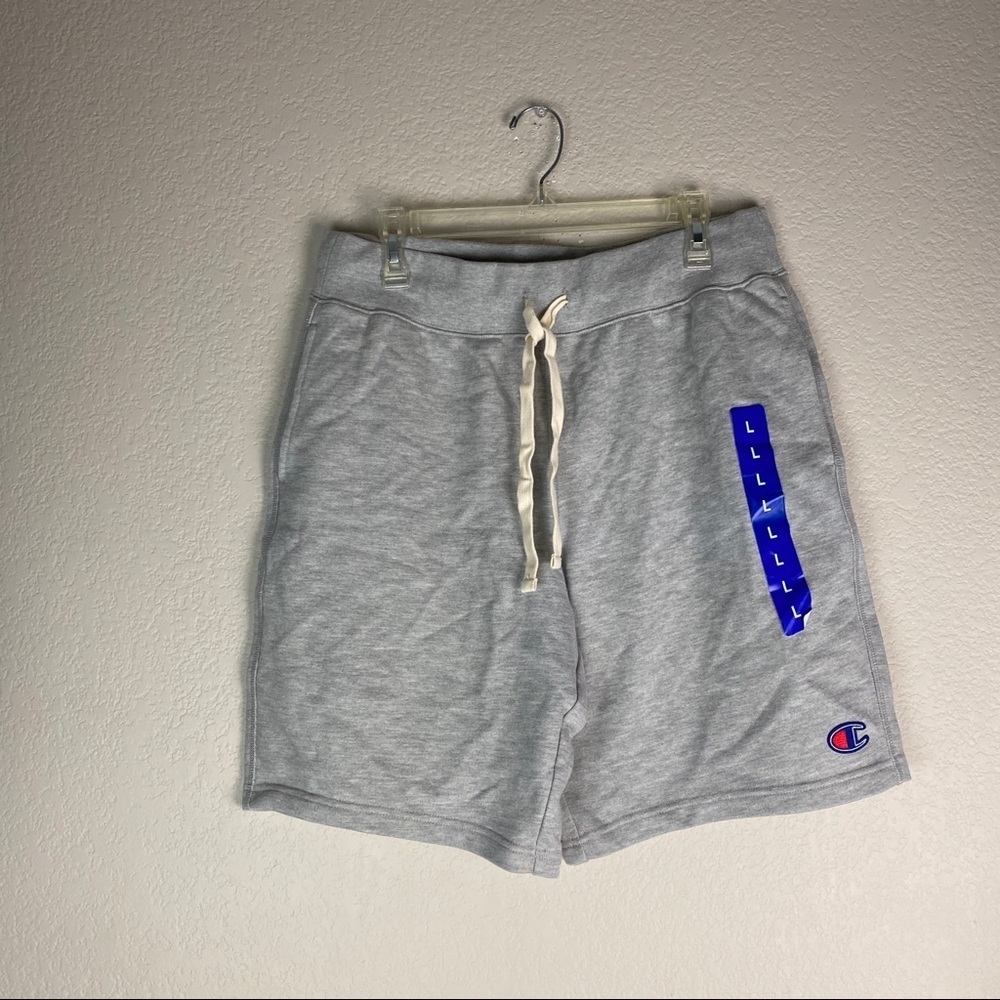 Champion Athletics Shorts Size Large